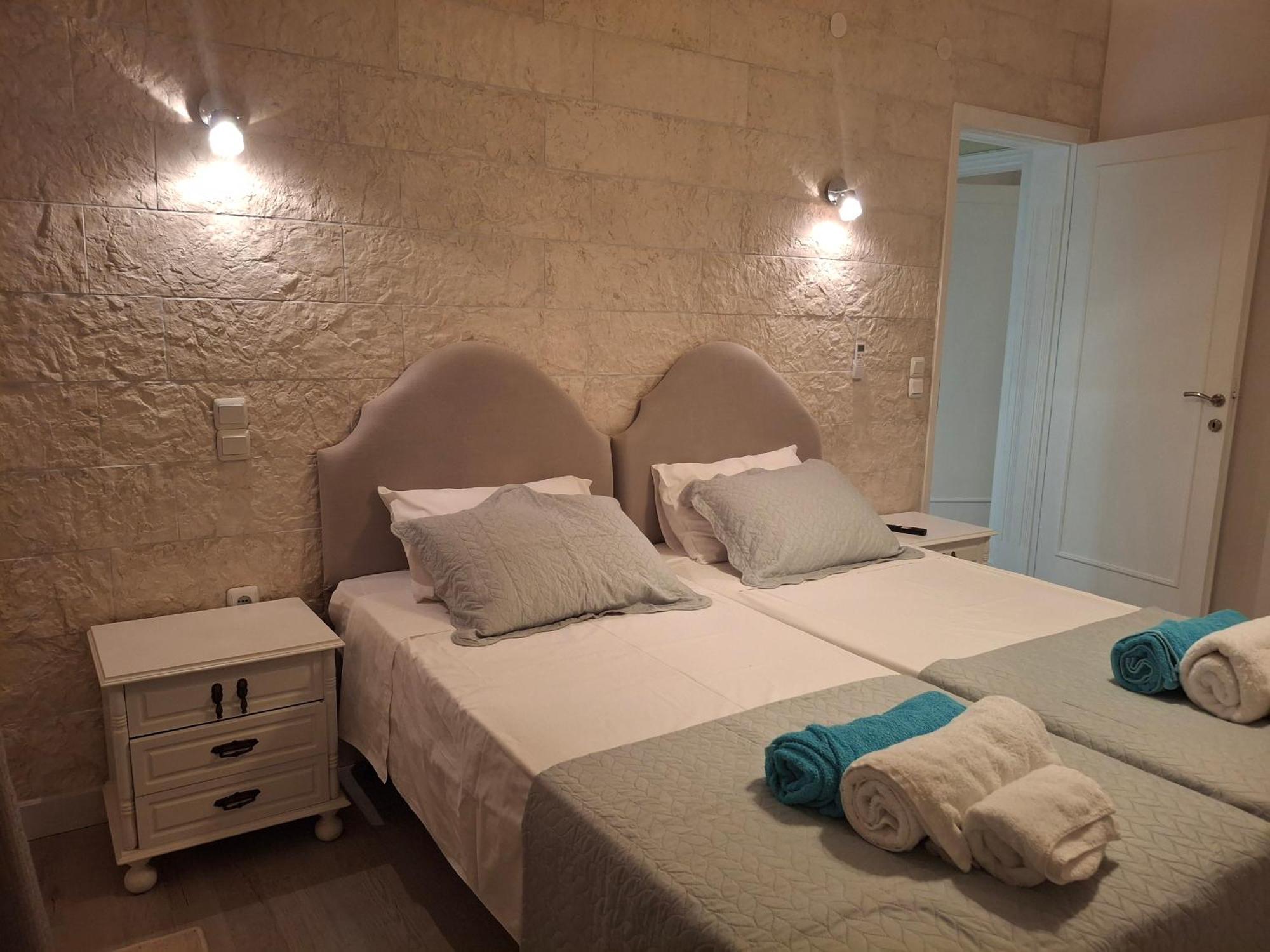 Appartement Sousouro House à Kassiopi Extérieur photo